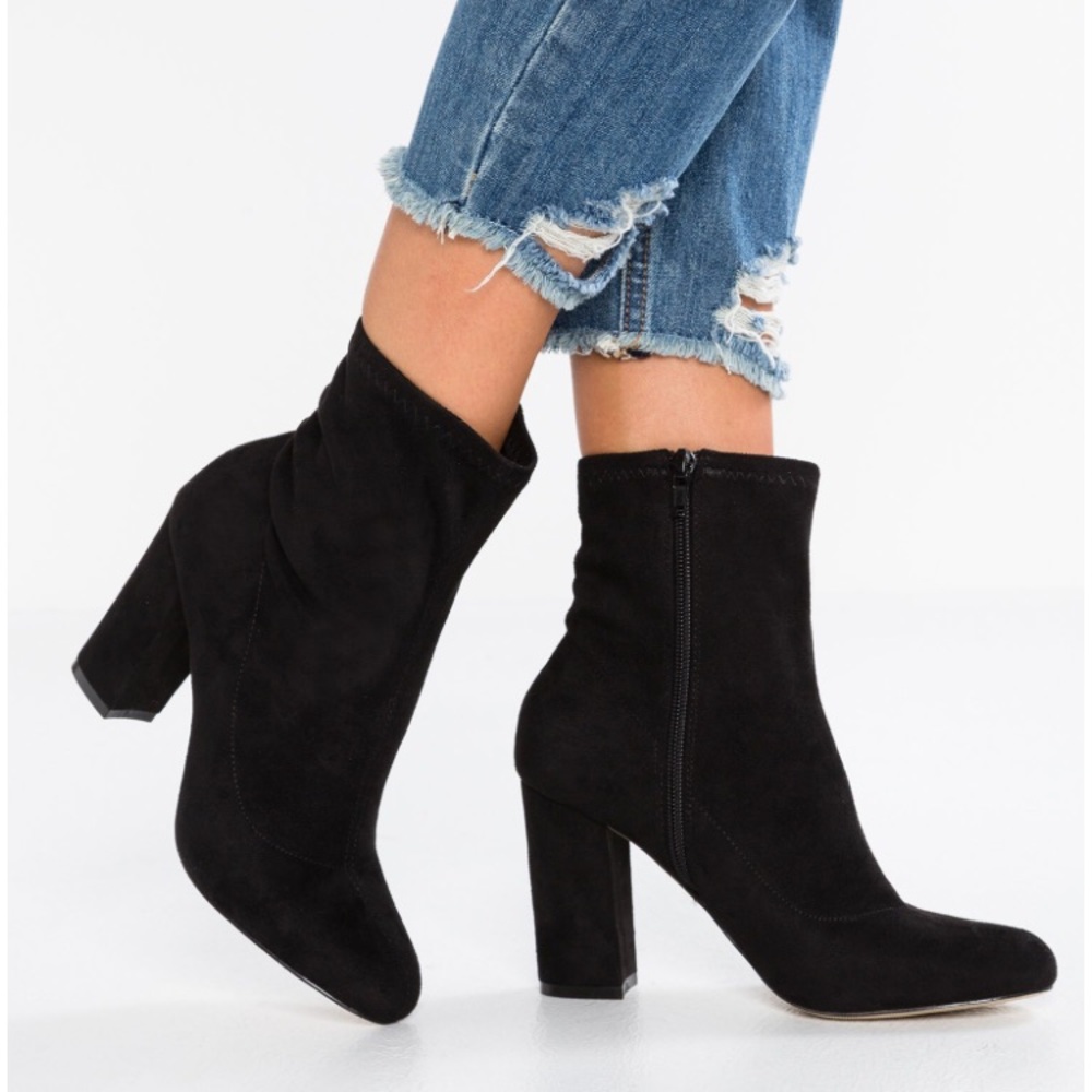 Madden girl fantaysha sock boot size 7